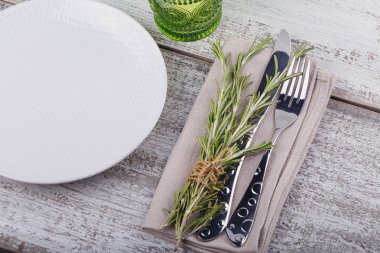 Rosemary ile rustik Tablo ayarı 