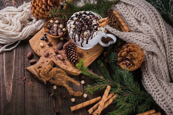 Christmas or New Year composition with hot chocolate or cocoa dr — Stock Photo, Image
