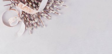 Kukum dal, tightene grup ile bahar arka plan