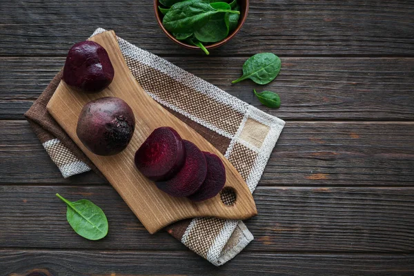 Ingredientes Para Hacer Comida Vegana Saludable Con Remolacha Rodajas Espinacas — Foto de Stock