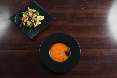 Restoran tablo lezzetli kadar dolu