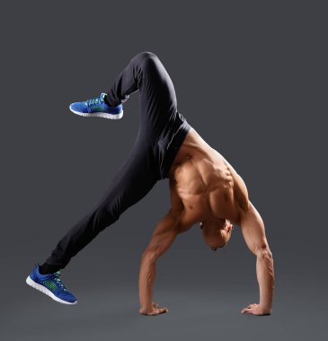 Profesyonel fitness adam Studio