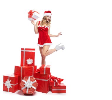 Baştan çıkarıcı kadın stüdyoda bir Noel kıyafeti