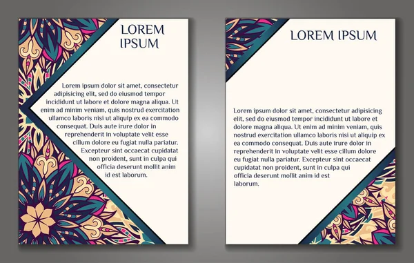 Çiçek mandala desen ve süs eşyaları ile vektör vintage kartları. 