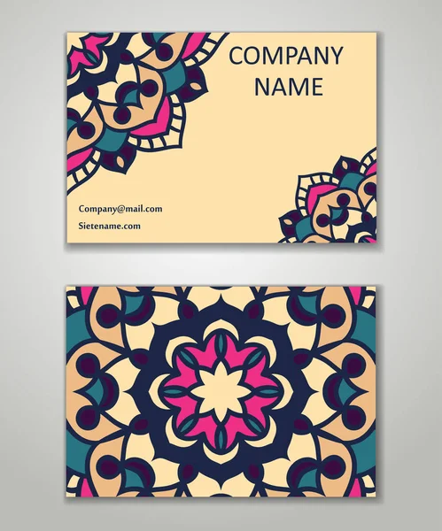 Vector vintage business card set. Beauty designs. Floral mandala — Stock Vector