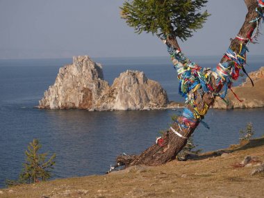 Dua bayrakları Olkhon Adası