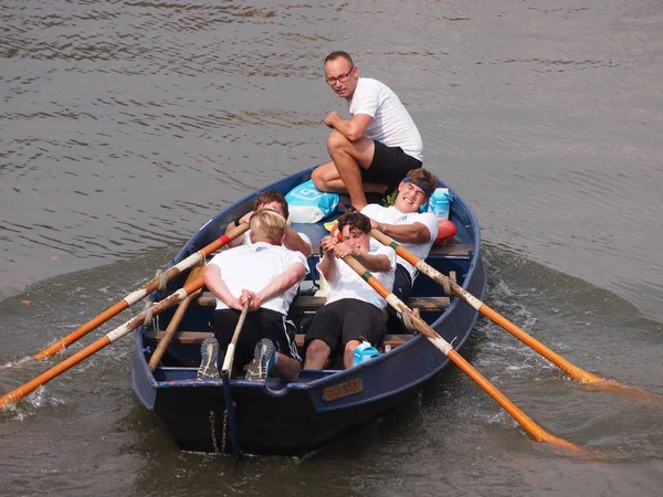 Ghent kürekli tekneler