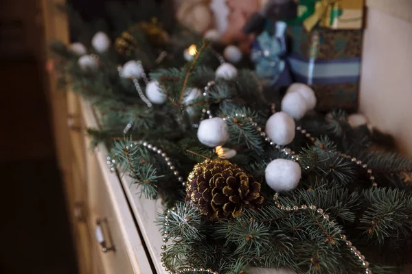 Pinecone, a karácsonyfa. Fogalmának ünnepek, boldog új évet — Stock Fotó