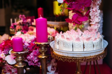 Çikolata. Şekerli masa, şeker, tatlı.