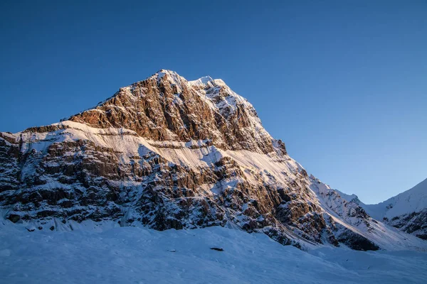 Bellissimo paesaggio montano — Foto Stock