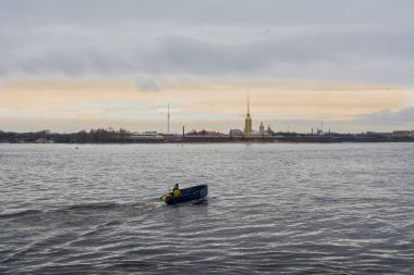 Neva teknede Saint Peterburg