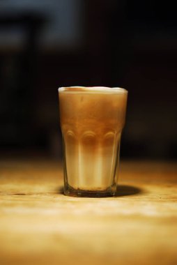 Soğuk kokteyl meyvelerden yapılmış