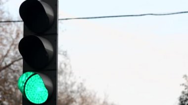 Trafik ışığı kırmızı yeşil dönüm