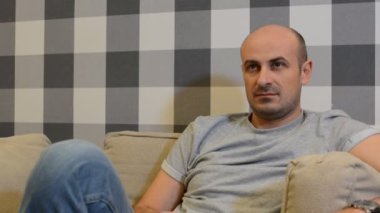 Portre adam oyun davul