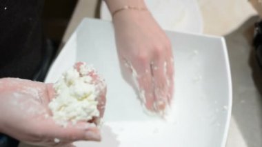 Syrnikov için hamur rulo un