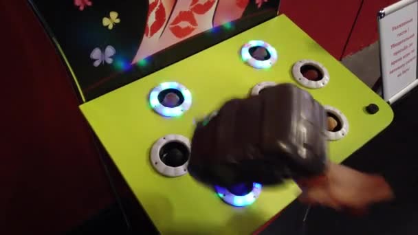 Whack a mole game at amusement park close up — Stock Video