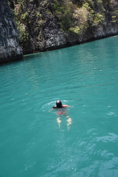 View Girl Swims Open Adaman Sea — Stock Photo, Image