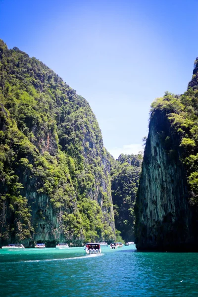 phi phi Adası'nın güzel bay
