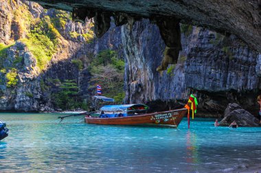 Güzel Tayland Krallığı 'nın manzaraları, en saf Adaman Denizi ve adaları..