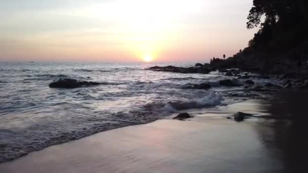 Prachtige Zonsondergang Het Strand Van Phuket Thailand — Stockvideo
