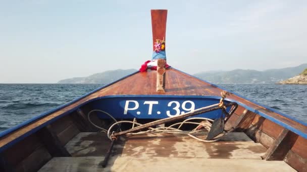 Longtail Boat Alta Velocidad Las Olas Largo Costa — Vídeos de Stock
