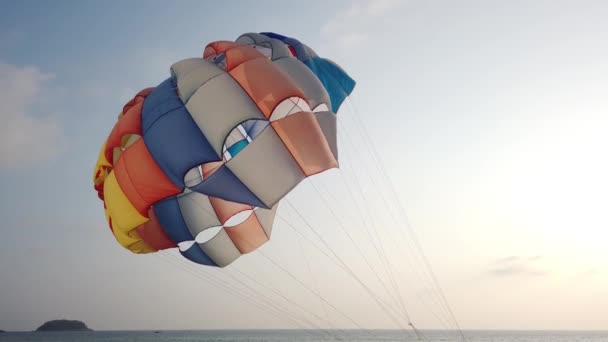 Parasailing Provide Services Tourists Sky Sunset Time — Stock Video