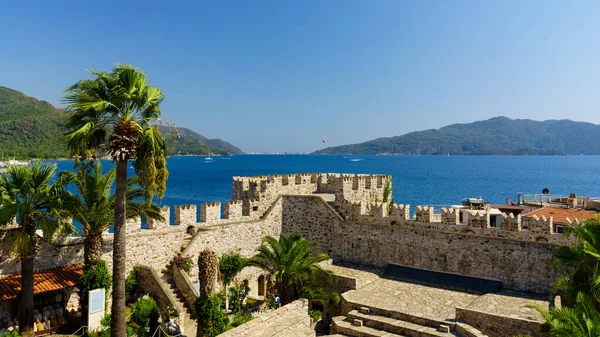 Marmaris kalesinden deniz manzarası