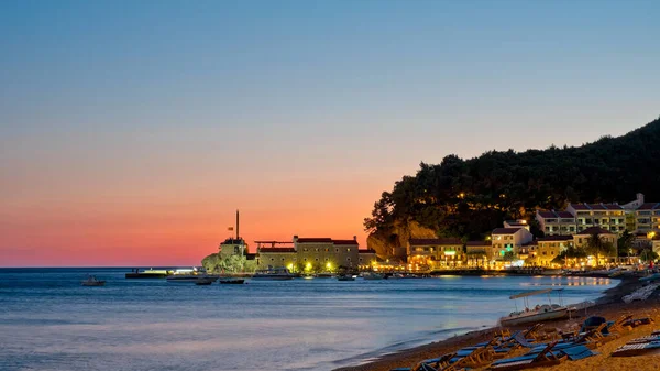 Solnedgång Semesterorten Petrovac — Stockfoto