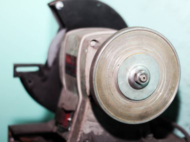 Endüstriyel metal işleme, bir çalışma makine