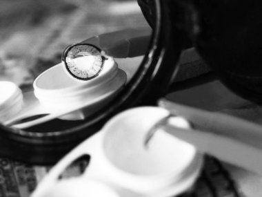 Renkli kontakt lensler, yeni vizyon düzeltme teknolojisi