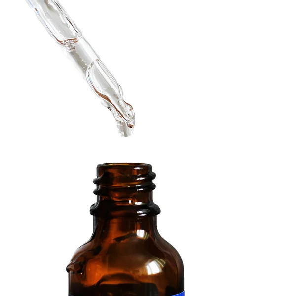 Hyaluronik asit bir şişe pipet ile
