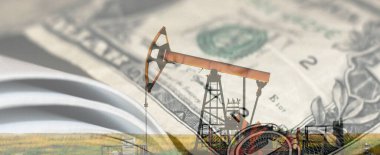 Amerikan dolarının arka planında petrol pompası