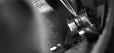 Dikiş makinesi iğnesi çok yakın, makro nesne