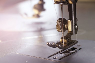 Dikiş makinesi iğnesi çok yakın, makro nesne