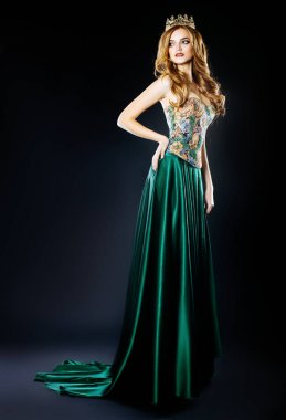 zarif güzellik kraliçe tacı olan