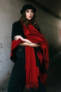 elegance giysili kadın moda 