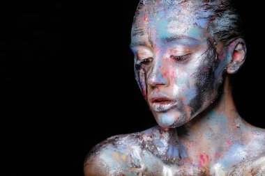 renkli boya brushstroken kadınla 