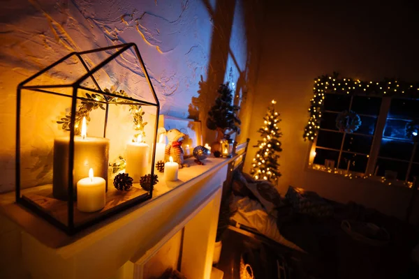 New Year 2020 Interior Candles Bulbs Bokeh — 스톡 사진