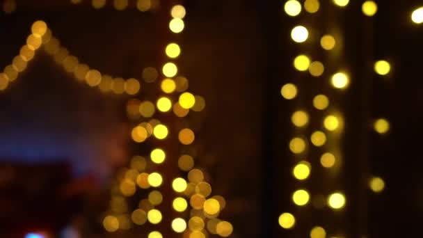 Neujahrsbaum Dekoriert Mit Lichtern Weihnachten Interieur Hintergrund — Stockvideo