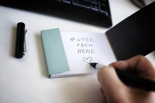 Χειρόγραφη Επιγραφή Από Σπίτι Μια Εικόνα Μιας Καρδιάς Ένα Σημειωματάριο — Φωτογραφία Αρχείου