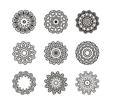 Dairesel deseni kümesi. Oryantal siyah mandala. 