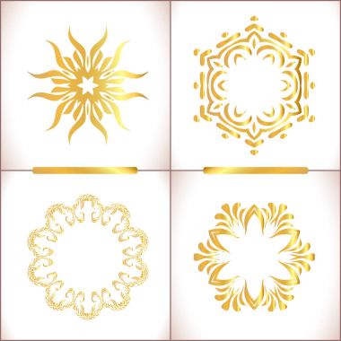  Beyaz arka plan üzerinde geleneksel altın dekor.