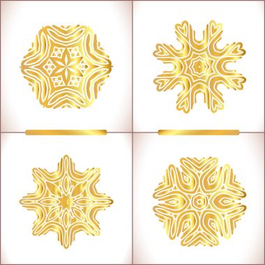  Beyaz arka plan üzerinde geleneksel altın dekor.