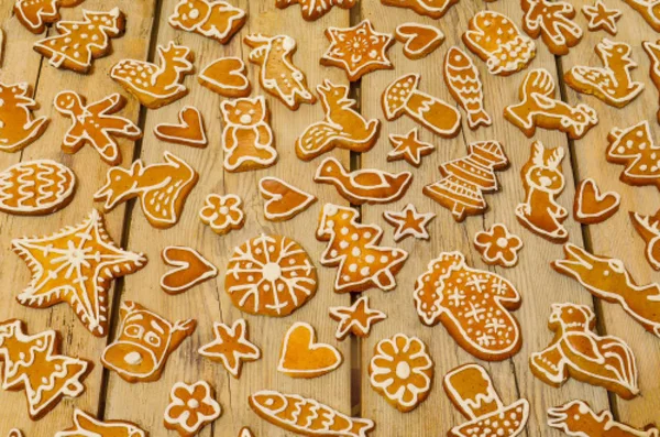 Pão de gengibre de Natal caseiro. Doce Natal presente caseiro — Fotografia de Stock