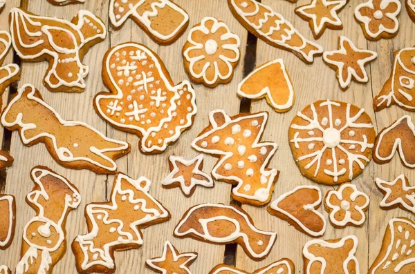 Natal caseiro deliciosos biscoitos de gengibre — Fotografia de Stock