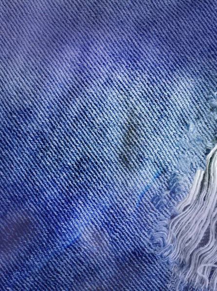 근접 촬영 보기 깨끗 한 파란 데님 텍스처입니다. 블루 찢어진된 청바지 질감 — 스톡 사진