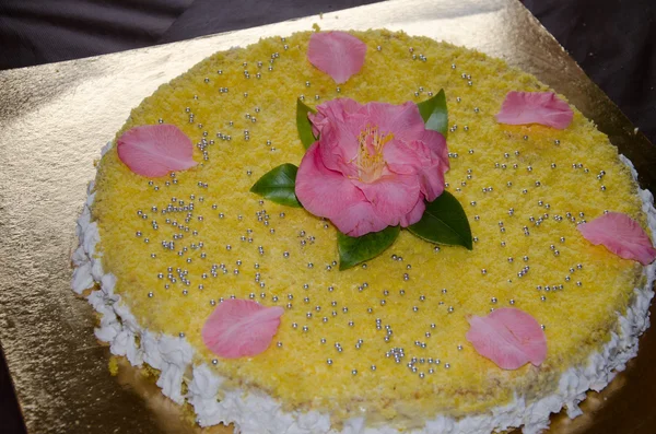 mimosa yellow cake