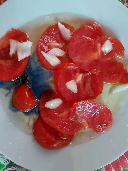 Salat aus italienischen Tomaten — Stockfoto