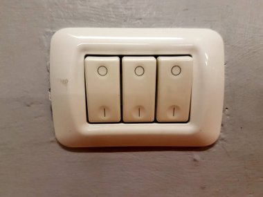 Elektrik anahtarı plakaları