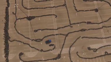 Kart yarışı veya karting. Yolda yarış kartlar